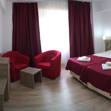 Hotel Otopeni Pokoj fotografie